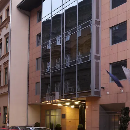 Ambra Budapest