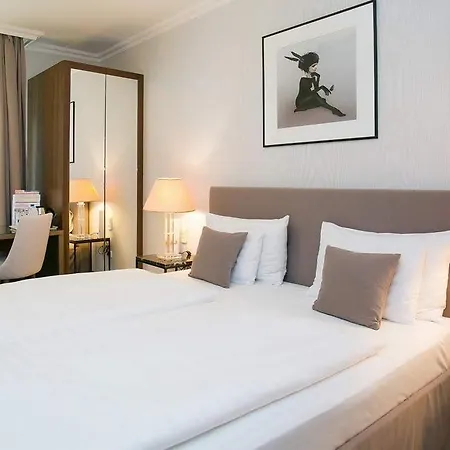 Ambra Budapest